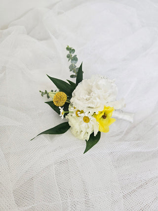 Elegance boutonniere